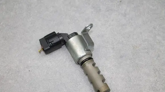 Toyota Yaris Camshaft vanos timing valve 347010 521022 CP154
