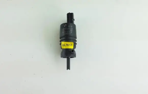 BMW 5 F10 F11 Windscreen/windshield washer pump 6934160 KL7610