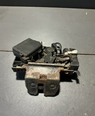 Volvo S70 V70 V70 XC Tailgate/trunk/boot lock/catch/latch frg6030