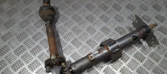 Toyota Avensis Verso Steering wheel axle CG8010470