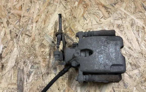 Opel Insignia A Rear brake caliper 344377 BJ10