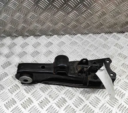 Toyota Hiace (H50, H60, H70) Front lower control arm/wishbone 4806926150