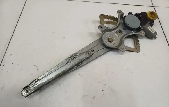 Toyota Corolla Verso AR10 Sliding door window regulator with motor 