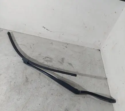 BMW 5 F10 F11 Windshield/front glass wiper blade 7182459