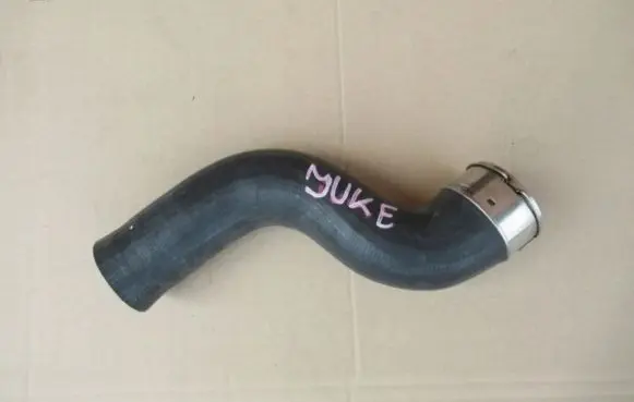 Nissan Juke I F15 Engine coolant pipe/hose 1103568