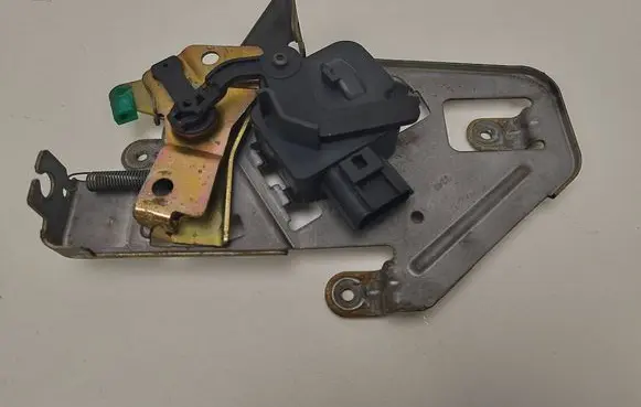 Jeep Grand Cherokee (WJ) Tailgate boot lock/latch motor L74200