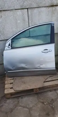 Nissan Note (E11) Front door 
