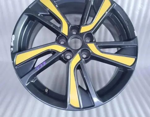 Nissan Juke I F15 R18 alloy rim 