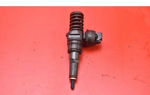 Seat Toledo III (5P) Fuel injector 038130073AG