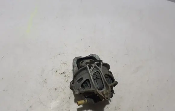 Audi A4 S4 B9 Engine mount bracket 4M0199372FH