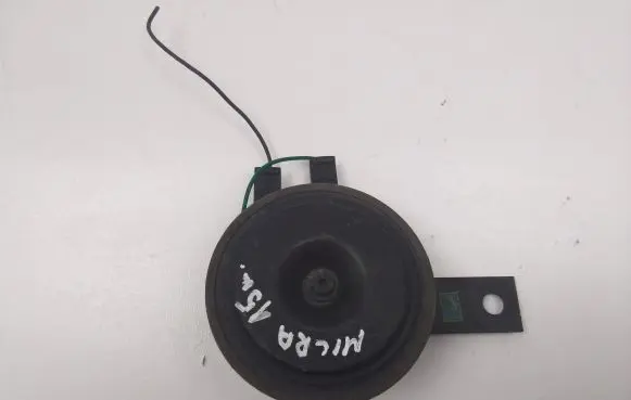 Nissan Micra Horn signal E9006040