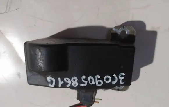 Volkswagen PASSAT B6 Steering wheel lock 3C0905861G