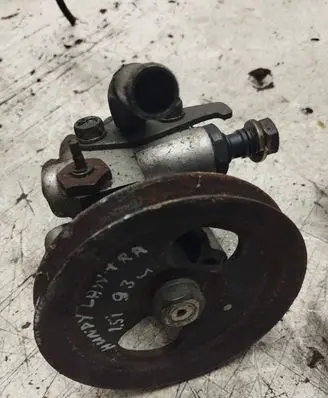Hyundai Lantra I Power steering pump