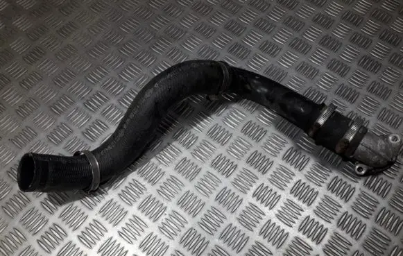 Nissan Qashqai Intercooler hose/pipe