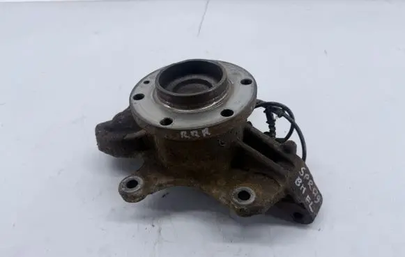 Mercedes-Benz Sprinter W906 Front wheel hub spindle knuckle A906332