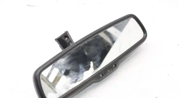 Nissan Qashqai Rear view mirror (interior)