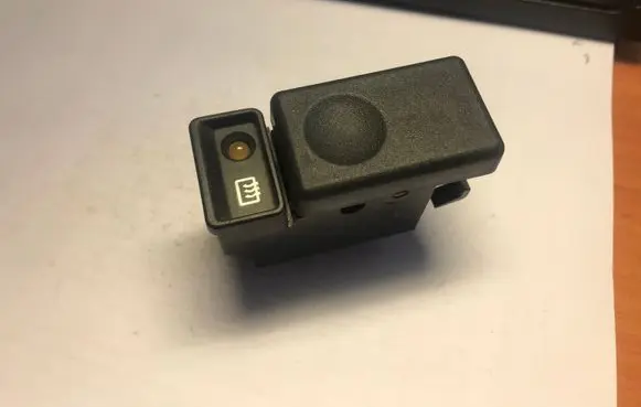 Windscreen/window heater switch