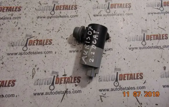 Toyota Auris 150 Windscreen/windshield washer pump