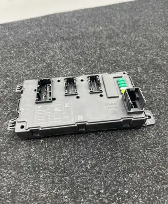 BMW 4 F36 Gran coupe SAM control unit 9866980