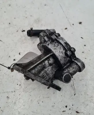 Volkswagen Transporter - Caravelle T4 Vacuum pump