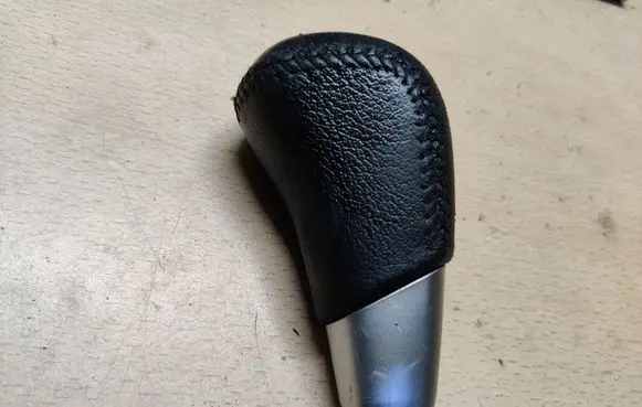 Mitsubishi Space Star Gear lever shifter trim leather/knob