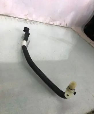 Volvo XC60 Engine coolant pipe/hose 32329638