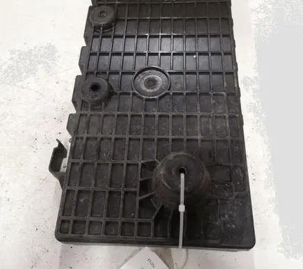 Volvo V40 Battery tray 31301934