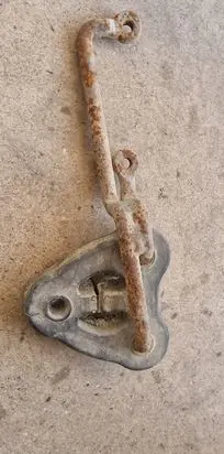 Muffler mount bracket/holder