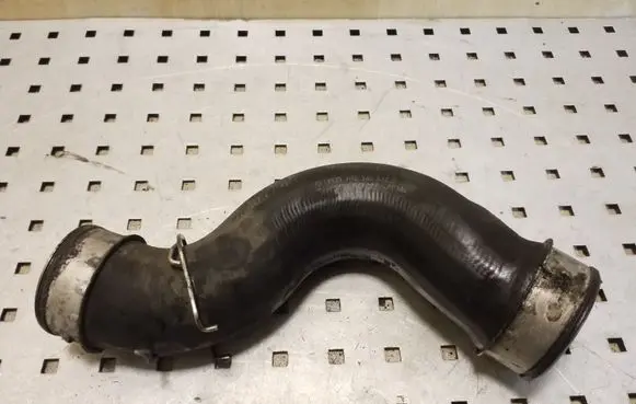 Audi TT TTS Mk2 Intercooler hose/pipe 1K0145832B
