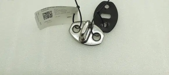 Skoda Fabia Mk3 (NJ) Front door lock loop/hook striker 3C0837033C
