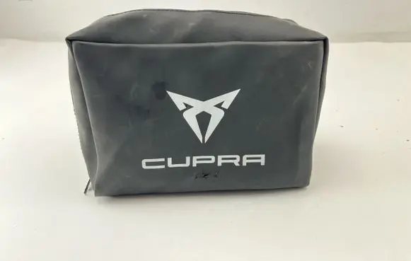 Cupra Formentor First aid kit 