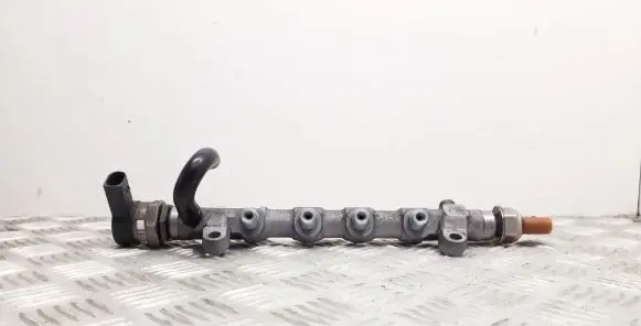 Audi A3 S3 8P Fuel main line pipe 03L130089P 057130764H