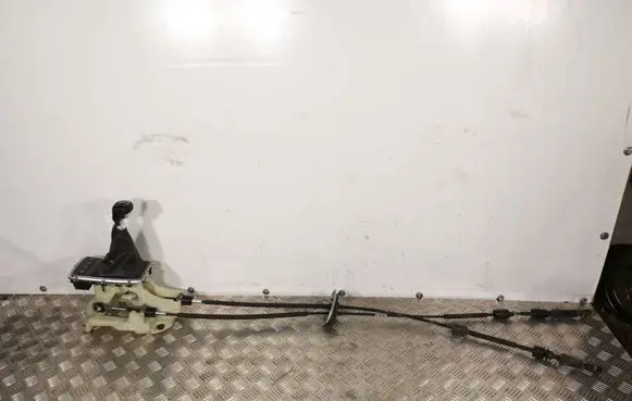 KIA Sorento Gear shifter/selector 43700C59