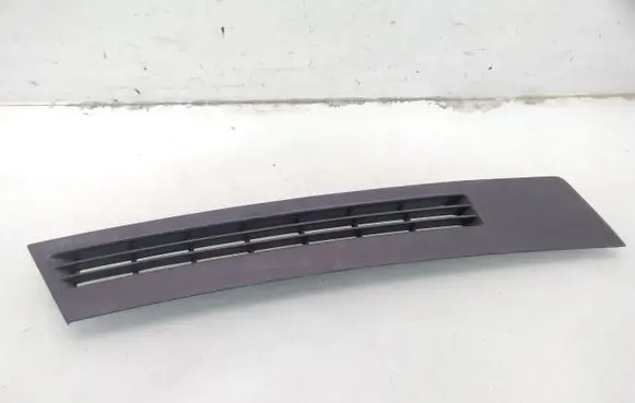 Jeep Grand Cherokee (WK) Dash center air vent grill