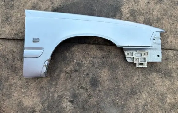 Lexus IS 220D-250-350 Fender 