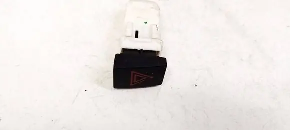 Nissan Qashqai Hazard light switch