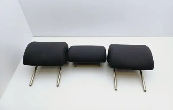 Volkswagen PASSAT B6 Rear seat headrest 