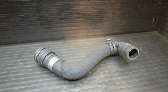 Audi A4 S4 B8 8K Engine coolant pipe/hose