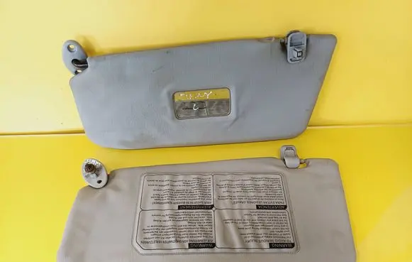 Suzuki Jimny Sun visor