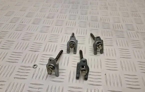 Renault Scenic IV - Grand scenic IV Fuel Injector clamp holder