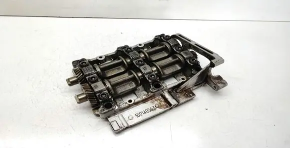 BMW 3 E90 E91 Oil pump balance shaft 100140563 1505120