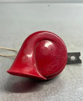 Hyundai Santa Fe Horn signal 966102W110