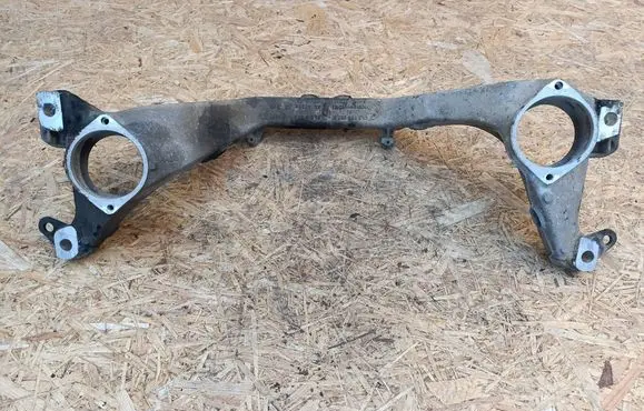Volkswagen Touareg I Front subframe 7L6199207