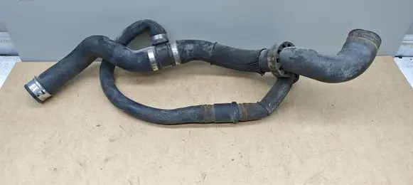Mercedes-Benz ML W164 Engine coolant pipe/hose A1645002675