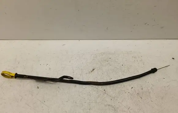 Mazda CX-7 Oil level dip stick 
