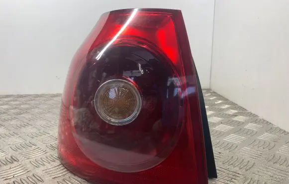 Volkswagen Golf V Rear/tail lights 1K6945095E 028490102