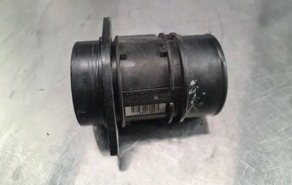 Volvo S40, V40 Mass air flow meter 7700114778 19831787