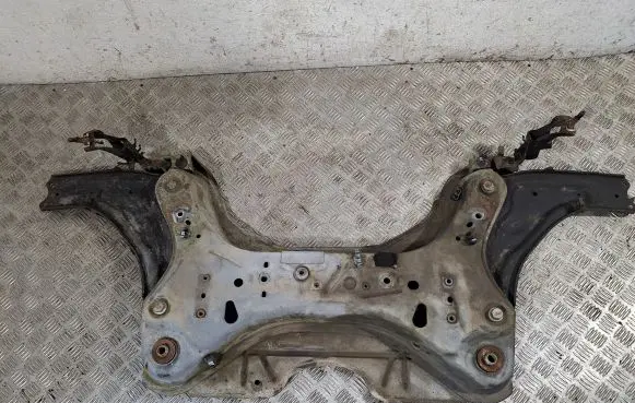 Renault Laguna II Front subframe