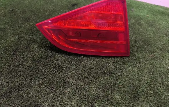 Audi A4 S4 B8 8K Tailgate rear/tail lights 21969002 21969006