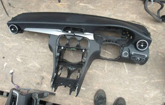 Mercedes-Benz C W205 Dashboard A2056801387